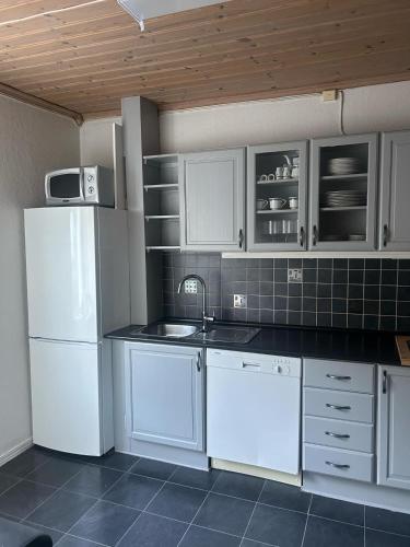 Hus med 2 leiligheter in 크리스티안산 시티 센터