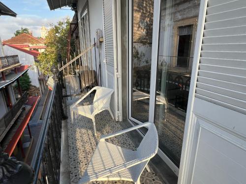 One-Bedroom Apartment image 8