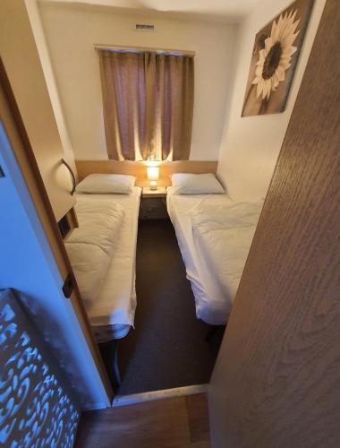 Buxton's Holiday Home - 'Park Holiday's' complex - St Osyth - Clacton-on-Sea Buxton's Holiday Home - 'Park Holiday's' complex - St Osyth - Clacton-on-Sea