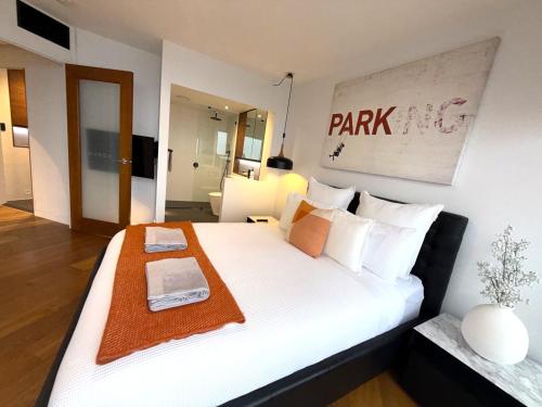 Brisbane City Luxury 2BR - Skyline Views - Free Parking - image 2