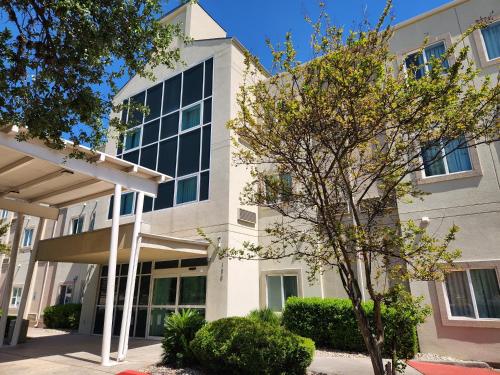 Motel 6 San Antonio, TX - Airport - 출입구