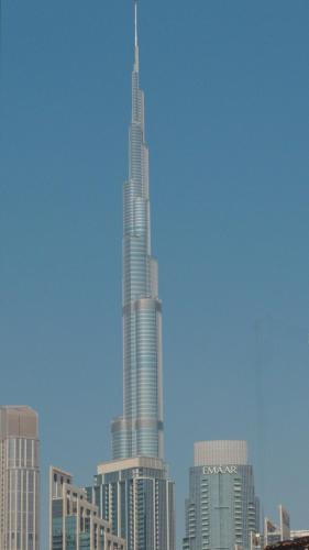 Elegant Studio Near Burj Khalifa Pool and Gym, Дубай (фото 10)