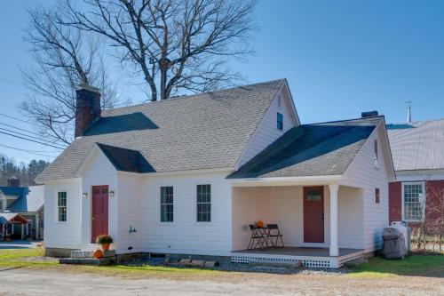 Walk to Village! Family-Friendly Gem in East Burke
