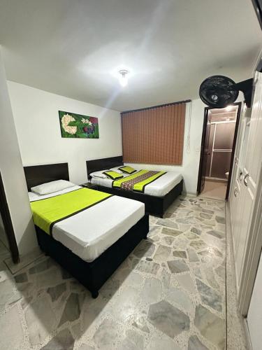Hotel Astorias – Pereira, KS