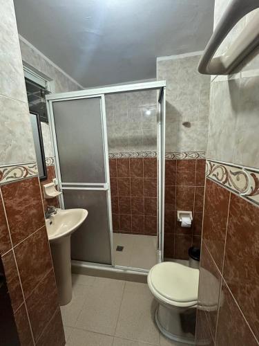 Hotel Astorias – Pereira, KS