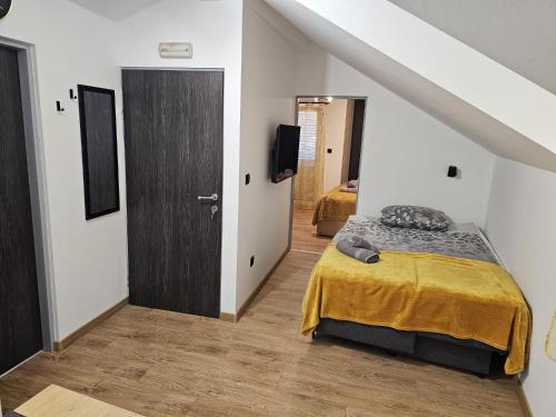 One-Bedroom Apartment with Balcony