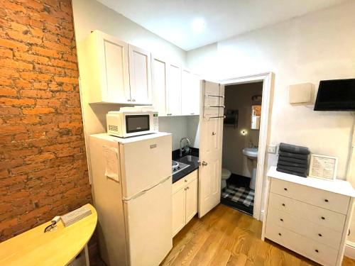 Nest 1 bedroom Aparthotel with kitchenette 4