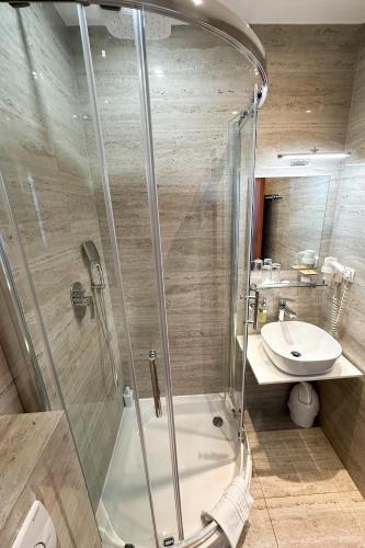 Triple Room image 3