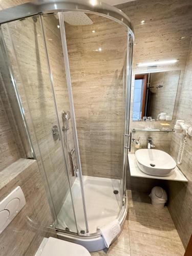 Triple Room image 3