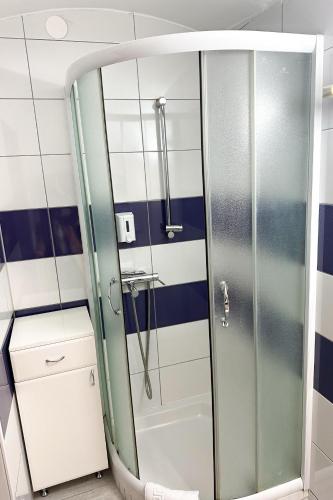 Single Room image 2