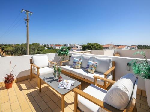 บริการและสิ่งอำนวยความสะดวก, Charming apartment in Benagil with pool in เบนากิล