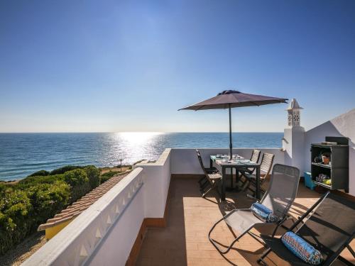 Létesítmények, Holiday home with terrace, sea-view in Benagil