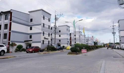 Elegant 2BR Condo unit with free WiFi near Robinsons Place Imus