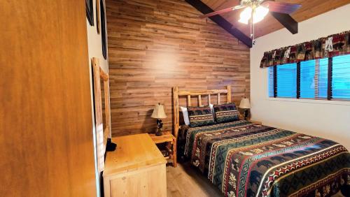 Bear Cabin - 5min walk to village & 12 SHARC passes, Sunriver (zdjęcie 10)