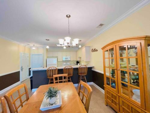 Calming & Relaxing condo in the center of MB - image 5