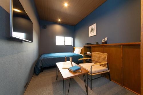 room detail thumbnail 0