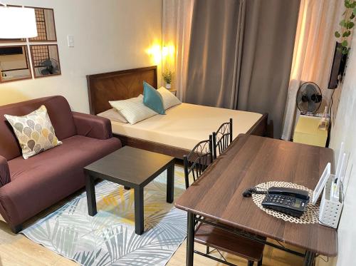 Bea’s Transient (Condo Studio Room for 2!), Manila