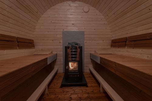 Tiny Wellness House in Heinkenszand with a private sauna, hottub, garden, airco, free wifi, boutique design and a luxury wellness experience, heinkenszand (photo 8)