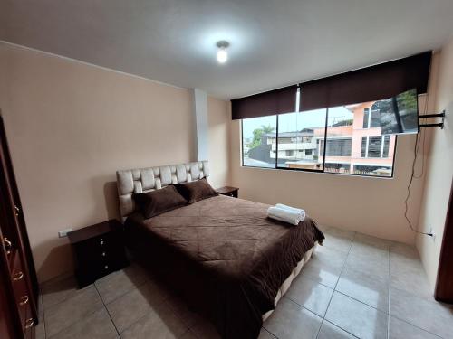 Amplio departamento con garage y cerca al Shopping in Santo Domingo