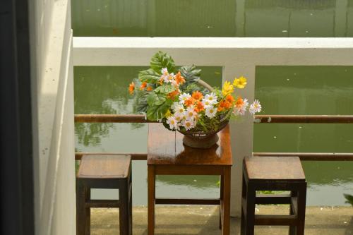 A+ Hometel  in Phetchaburi