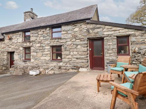 Y Bwthyn, Llanbedr