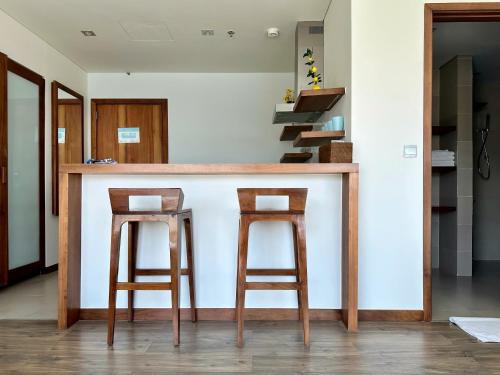 Studio Apartment with Sea View image 10