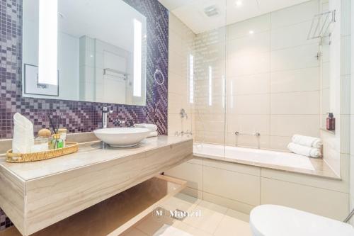 Luxury 1BR Apartment in Paramount Top-Floor Retreat, Dubai (photo 9)