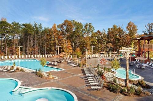 Enjoy 1000 acres of rolling hillside on this equestrian themed resort 1BD condo Enjoy 1000 acres of rolling hillside on this equestrian themed resort 1BD condo