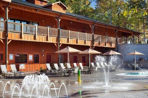 Enjoy 1000 acres of rolling hillside on this equestrian themed resort 1BD condo Enjoy 1000 acres of rolling hillside on this equestrian themed resort 1BD condo