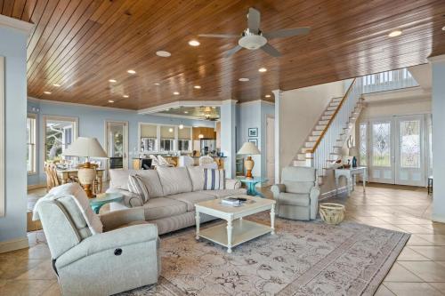 The Island House in Harkers Island (NC)