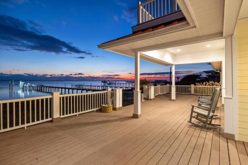 The Island House in Harkers Island (NC)