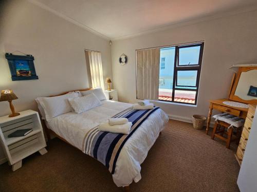 Bee Unique Bee Unique