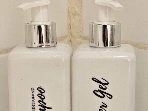 Bee Unique Bee Unique