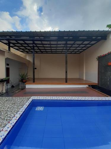 Плувен басейн, Pondok Ciremai Homestay in Argapura
