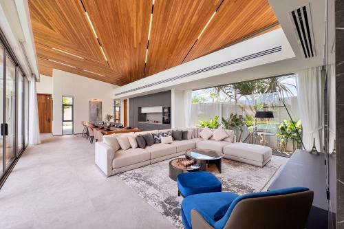 New & Exclusive! Private 4BR Zenithy Luxe Pool Villa near Laguna, Ban Pak Lak (photo 5)