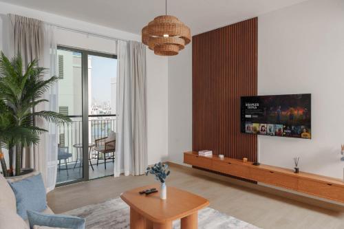 High-End Luxury 1BR in Port De La Mer near J1 Beachfront, Dubai, Dubai