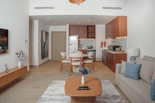 High-End Luxury 1BR in Port De La Mer near J1 Beachfront, Dubai, Dubai (foto 5)