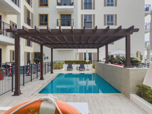 High-End Luxury 1BR in Port De La Mer near J1 Beachfront, Dubai near Key West