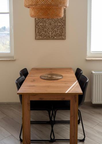 Instalações, Apartament Stogi in Stogi