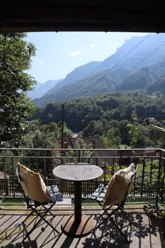 Apkārtne, Verzasca Lodge Cassiopea in Frasko