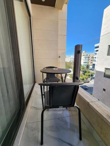 One-Bedroom Apartment image 9