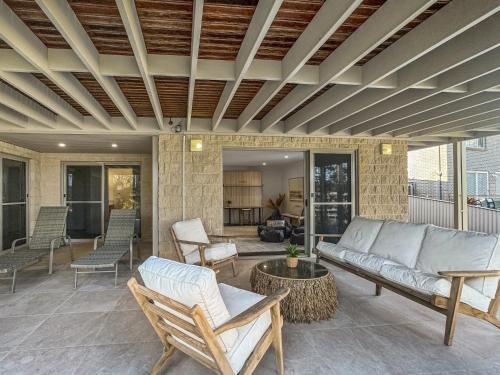 Serene Luxury Retreat on Malua Bay