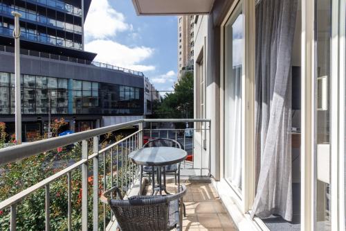 Chapel Street 1BR Walk to Iconic Shopping District