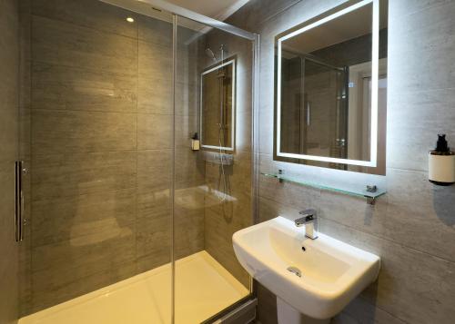 Berjaya Eden Park London Hotel - image 2