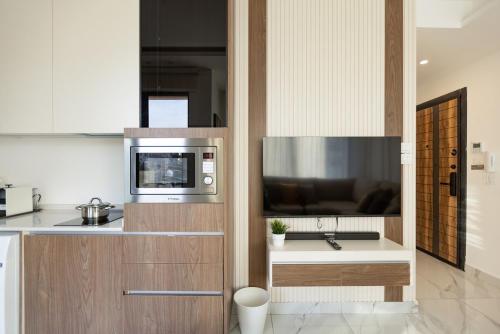 One-Bedroom Apartment image 1