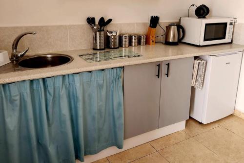 Casita-1 To 5Guests-Pool-Patio-Bbq-Parking in Almendricos