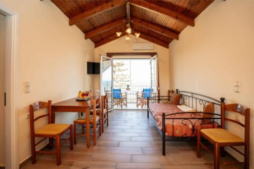 Vikos Seaside Apartments 2