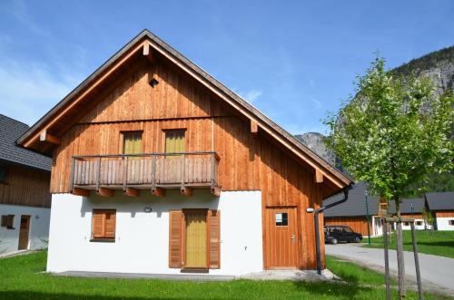 5 bedrooms, 10 beds