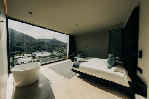 MUUN Landscape Hotel in Mirambel