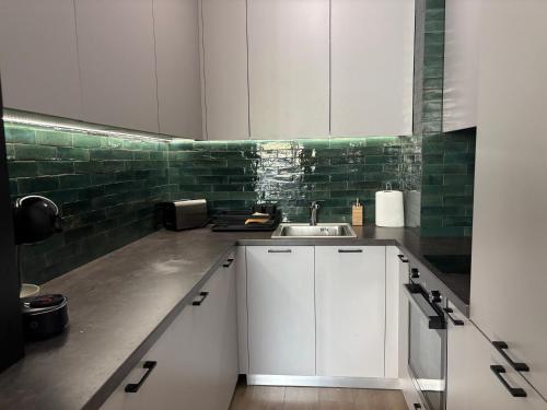 Madrid: A modern 2-bedroom apartment with parking, Sofia (Foto 5)